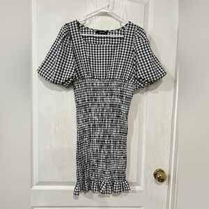 Lea & Viola | Dresses | Lea Viola Boucle Squareneck Mini Dress Size S Pink White Pearl Buttons Tweed | Poshmark Lea & Viola | Dresses | Lea Viola Boucle Squareneck Mini Dress Size S Pink White Pearl Buttons Tweed | Poshmark
